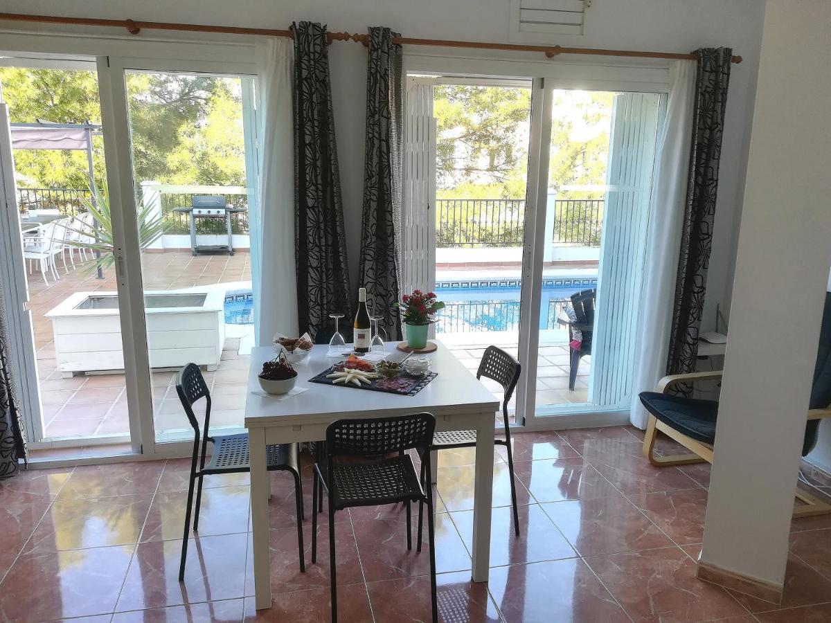 Burriana Holiday Apartments Nerja Eksteriør billede